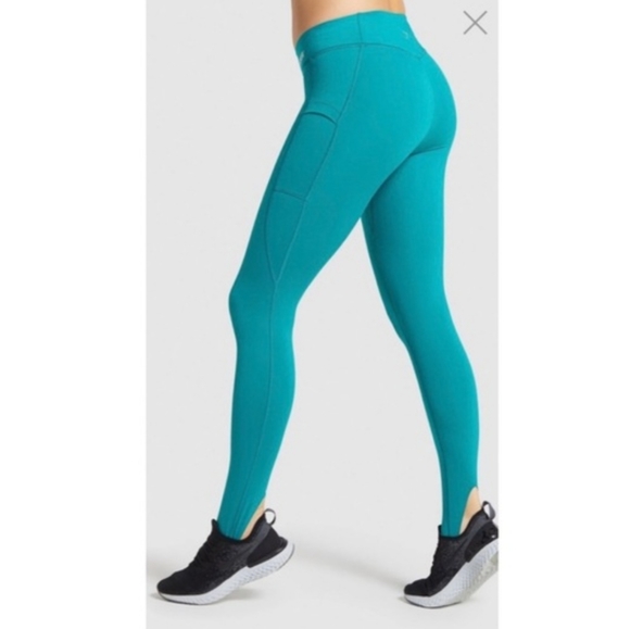 Gymshark Illumination Leggings in Charged Emerald NWT 👟 - Picture 2 of 8
